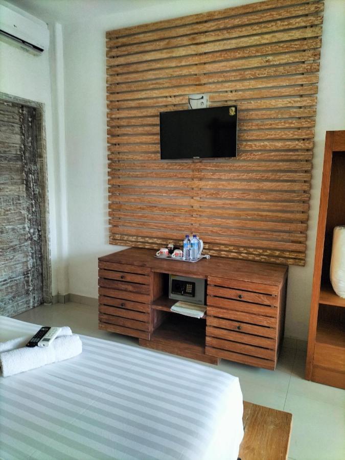 The 5 Brothers Hotel Gili Trawangan Exterior photo