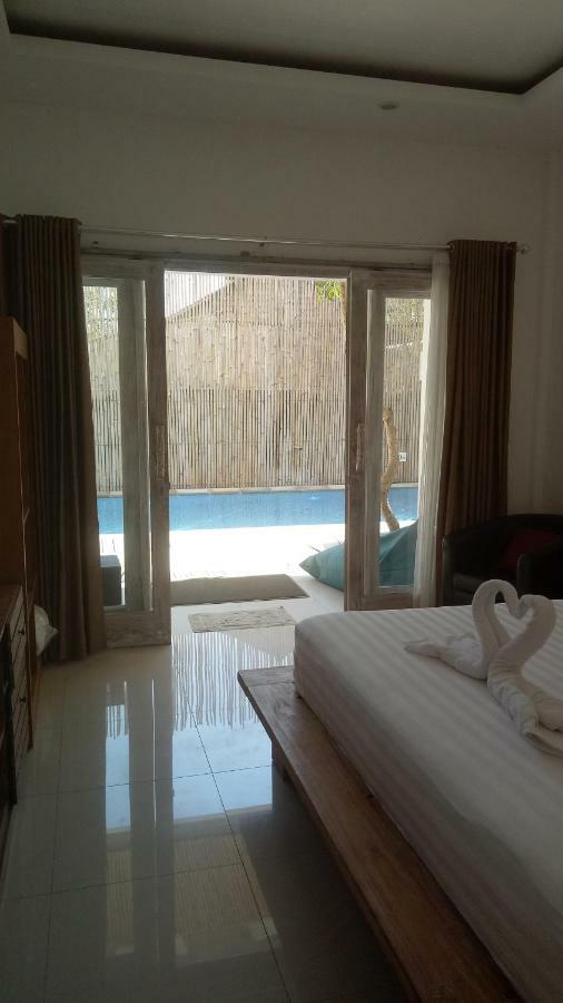 The 5 Brothers Hotel Gili Trawangan Exterior photo